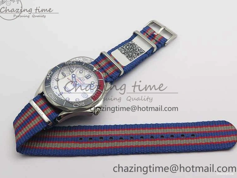 0213 FashionForward Seamaster 300M 007 SS URF 1:1 Best Edition White Dial Ceramic Bezel On Nylon Strap A2507(Free SS Bracelet) 8118